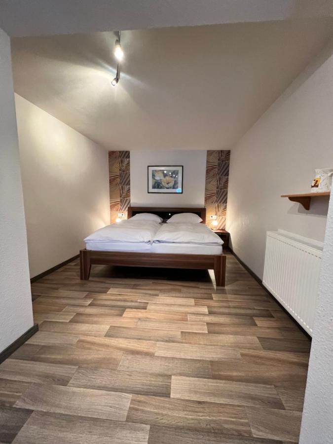Aparts4Ring Nuerburg Extérieur photo